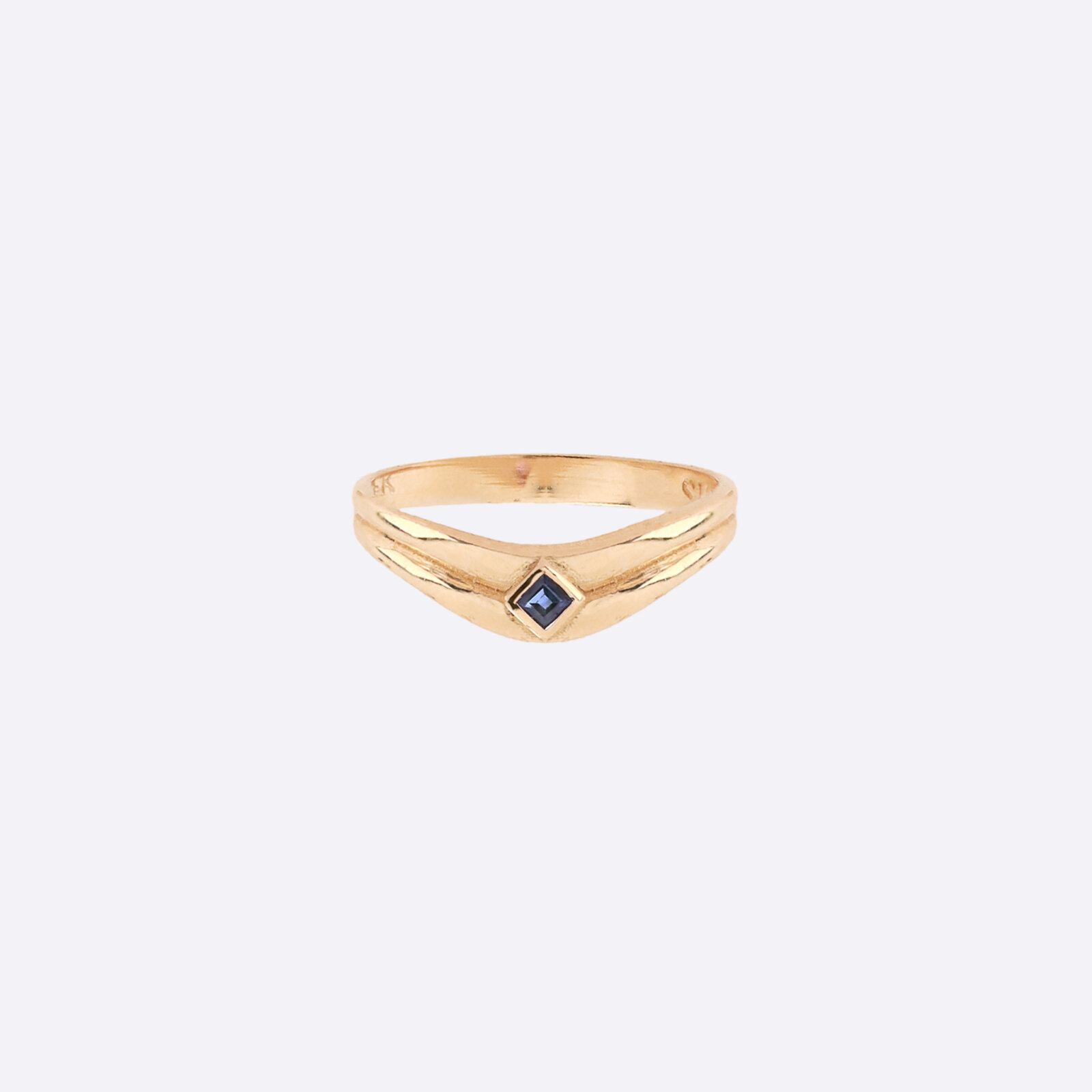 Sapphire Grace Top Ring